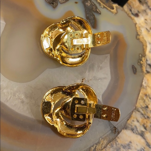 Vintage Janbro clips 4 shoe, fur clip or cardi clips -2 euc - Picture 7 of 12